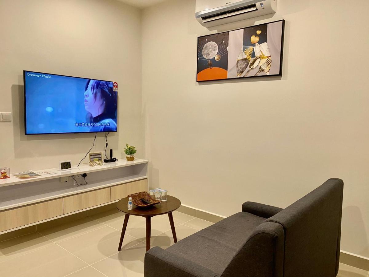Kota Kinabalu City The Shore - Lucky 7 Homestay Екстер'єр фото