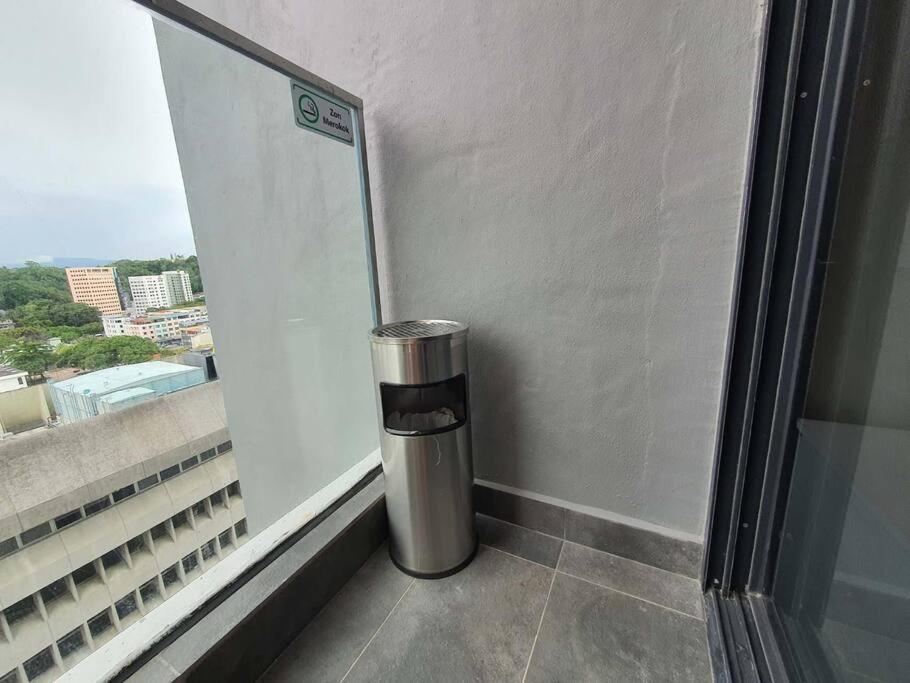 Kota Kinabalu City The Shore - Lucky 7 Homestay Екстер'єр фото